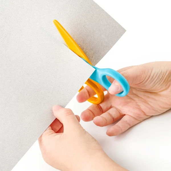 Nożyczki Noris dla dzieci 2+, plastikowe, 10 cm, STAEDTLER - obrazek 3